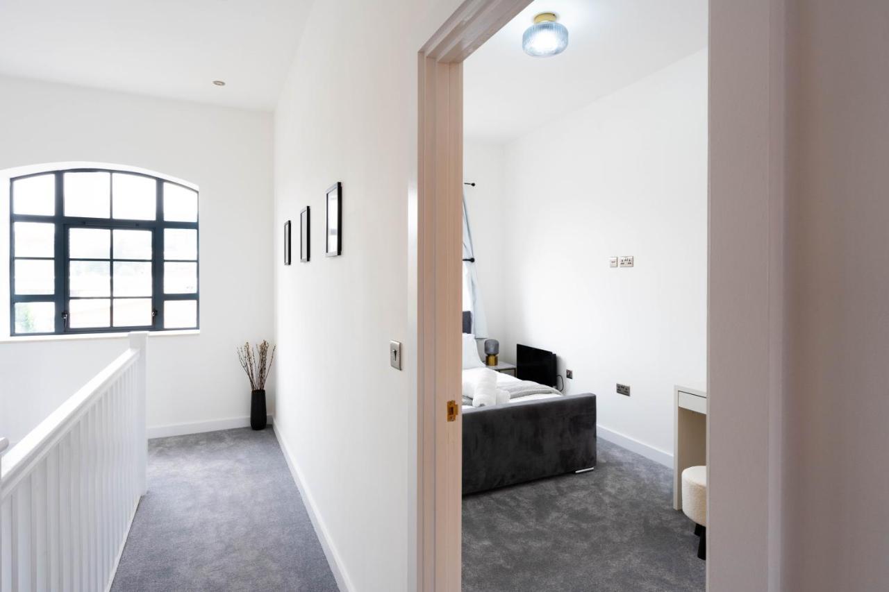 Stunning Townhouse With Pool Table Villa Birmingham Buitenkant foto